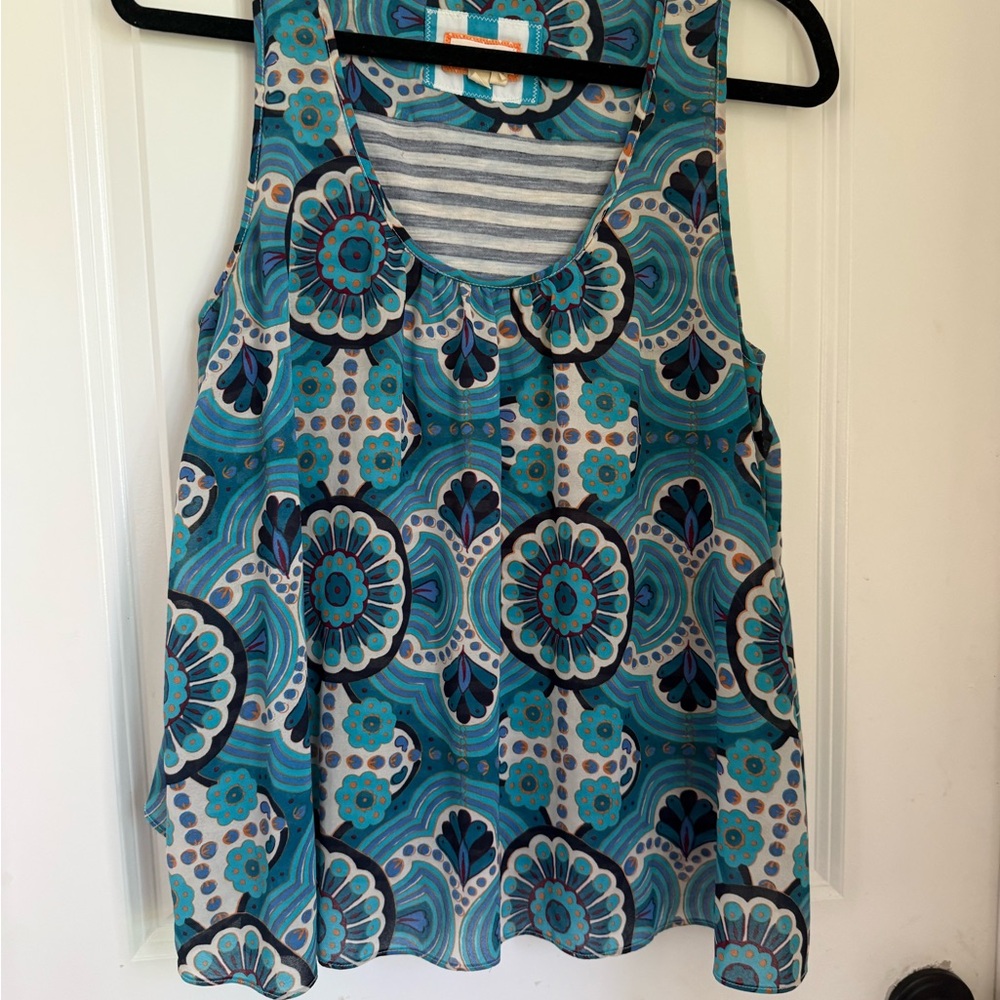 Meadow Rue Blue and White Graphic Tank Top